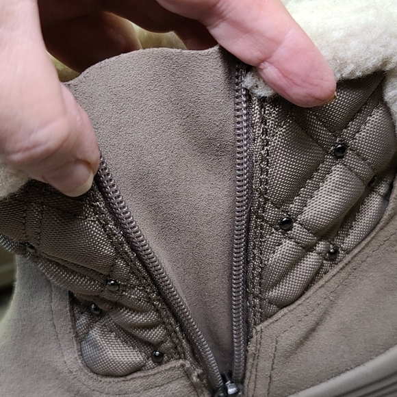 EASY SPIRIT 7 1/2 W Short Boots tan and cream - Picture 9 of 16